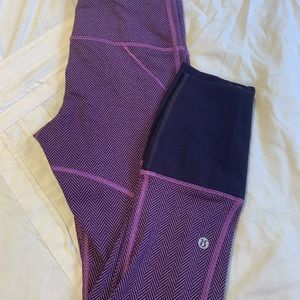 Lululemon Purple Houndstooth leggings